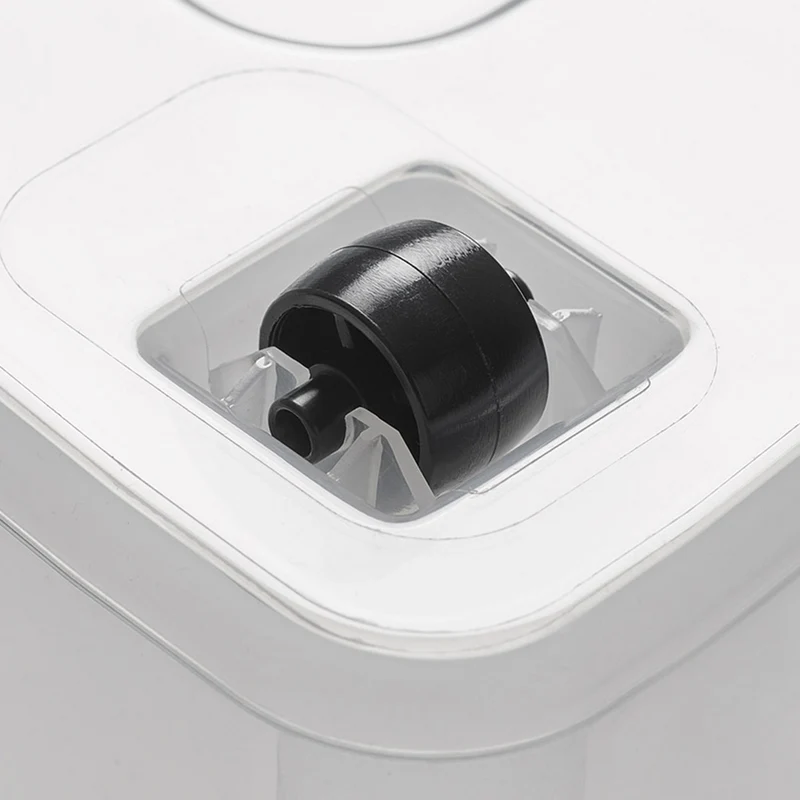 Moxom SimpleStore-behållare, volym 60 liter, genomskinlig, lock med klämmor, försedd med hjul, BPA-fri, 04-0081