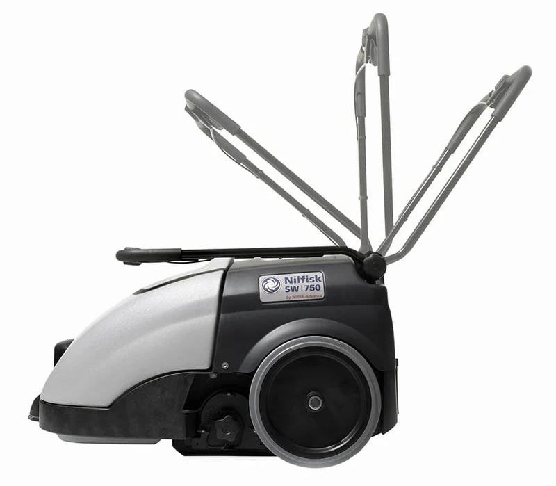 Nilfisk SW750 fejemaskine med sug og fremdrift