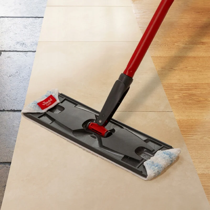 Vileda H2prO flat mopp, 100 % separation av rent och smutsigt vatten, två behållare, 3 mikrofiberöverdrag, 360°-munstycke, 175774