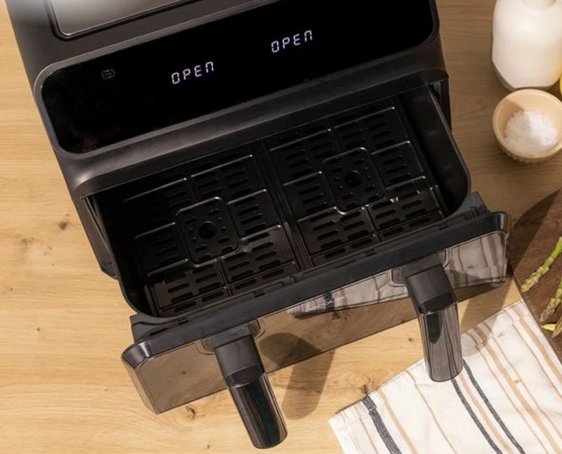 Cecotec Airfryer Window 9000 med 9 liter og flytbar væg