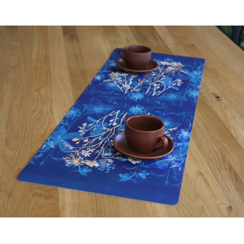 Bertoni bordslöpare, filt, 95x33cm, Midnight print mönster