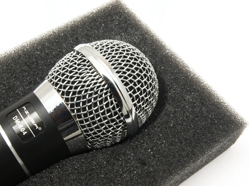 Dynamisk mikrofon Rebel DM-604 + fodral, kabel XLR - Jack 6,3 mm