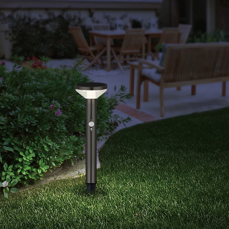 Solar LED-lampa med Maclean-sensor, svart, IP44, 3 ljuslägen, Li-ion 18650 batteri 3,7V 1200 mAh, knock-in, MCE465 B