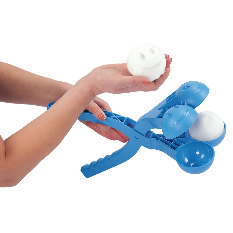 Snowballee 2 Snowball maker - en nödvändighet när du organiserar snöstrider i friska luften
