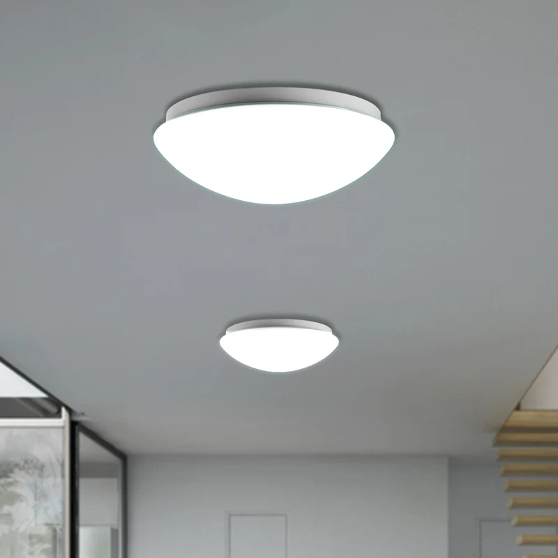 Maclean MCE309 ceiling lamp with a built-in sensor. It features a microwave sensor, PMMA diffuser, and supports a maximum load of 25W. Rated IP20, it ensures durability and reliability.