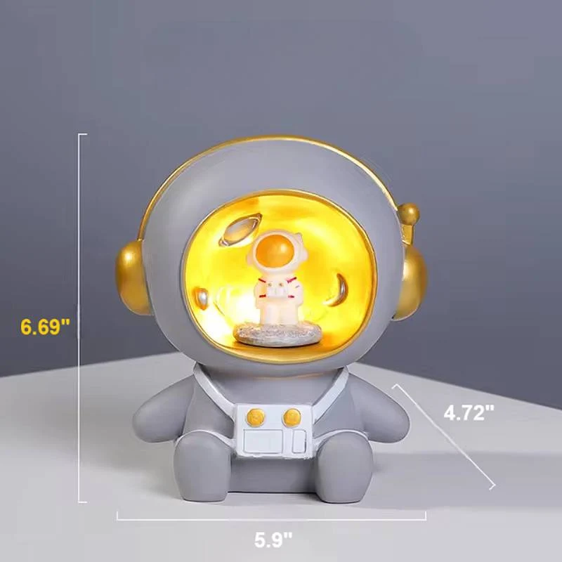 Astronaut Sparegris & Natlampe – Fortryllende Rumdesign